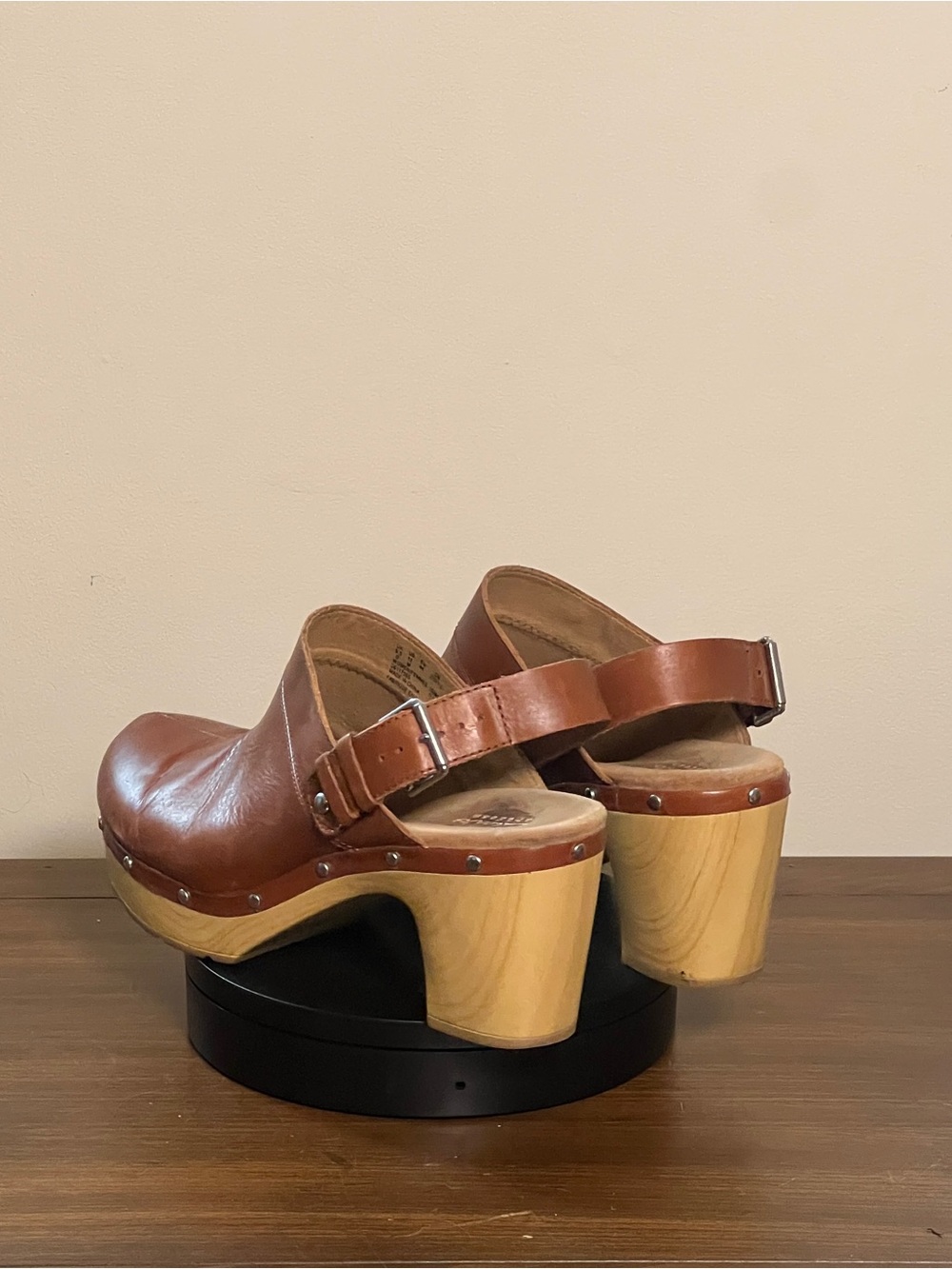 Clarks Artisan Women's Size US 12M Ledella York Leather Clog in Nutmeg Brown - Picture 5 of 13